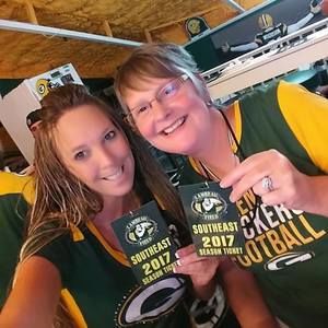 Meet your Posher, Peggy